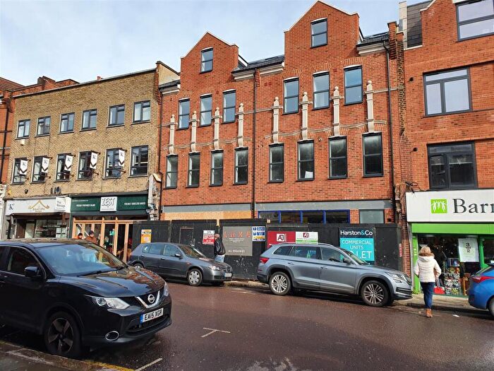 1 Bedroom Apartment To Rent In Mantra House, George Lane, South Woodford, E18