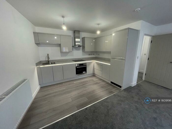 1 Bedroom Flat To Rent In Silvester Street, Hull, HU1