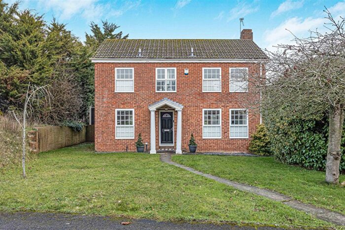 4 Bedroom Detached House For Sale In Balmoral, Cranbrook Estate, Maidenhead, SL6