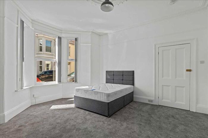 6 Bedroom Terraced House To Rent In Mildmay Street, Plymouth, PL4