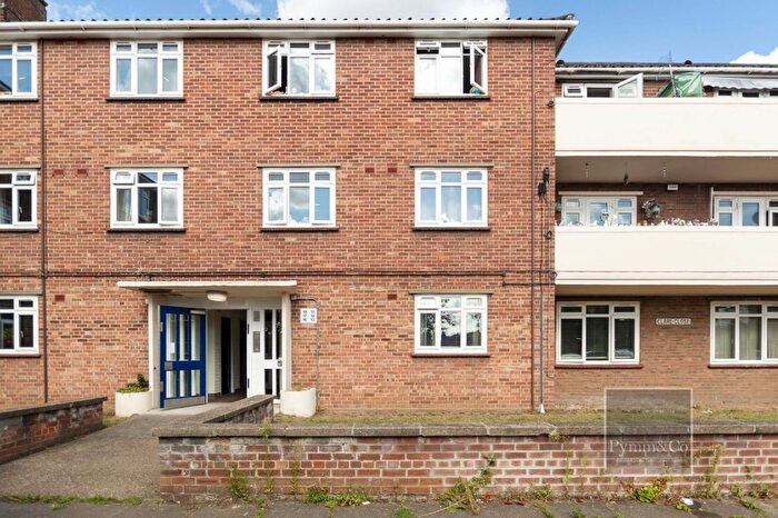 1 Bedroom Flat For Sale In Clare Close, Norwich, NR3