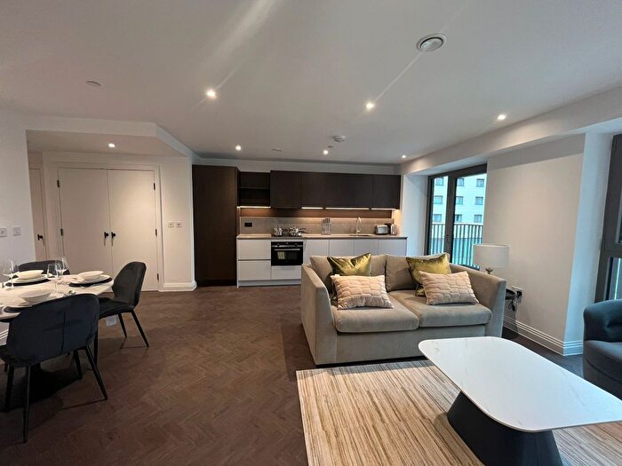 1 Bedroom Flat To Rent In Halcyon House, Queens Cross, London, E16