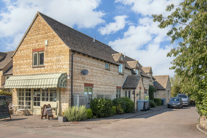 2 Bedroom Apartment To Rent In Ascott-Under-Wychwood, OX7