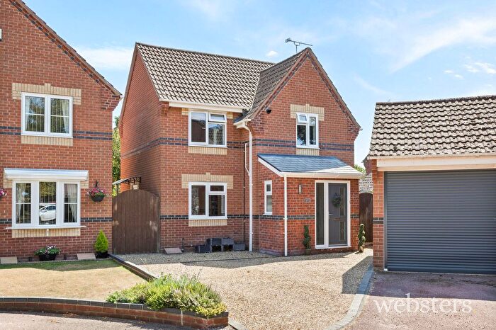 3 Bedroom Detached House For Sale In Morgans Way, Hevingham, NR10
