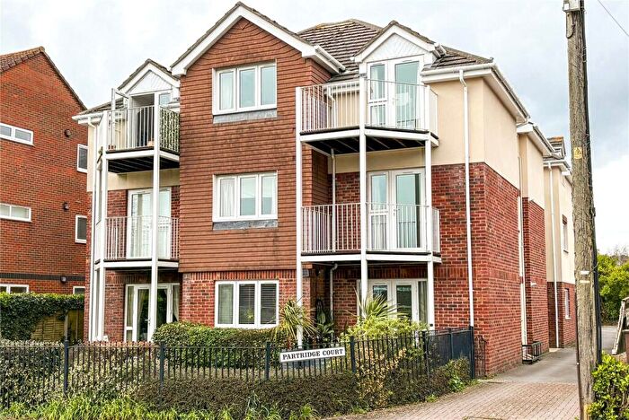 1 Bedroom Apartment For Sale In Partridge Court, Whitefield Road, New Milton, Hampshire, BH25