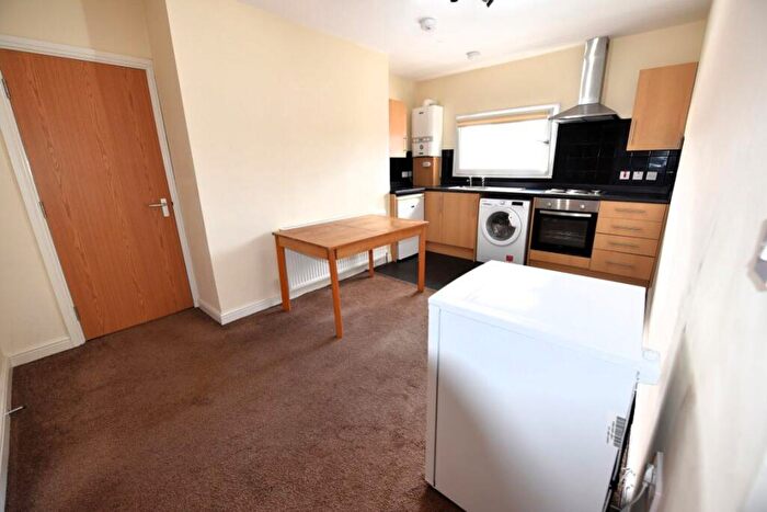 1 Bedroom Flat To Rent In A Great George St Flat, LS1