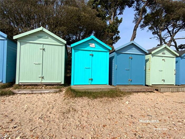 Bungalow For Sale In Mudeford, Christchurch, Dorset, BH23