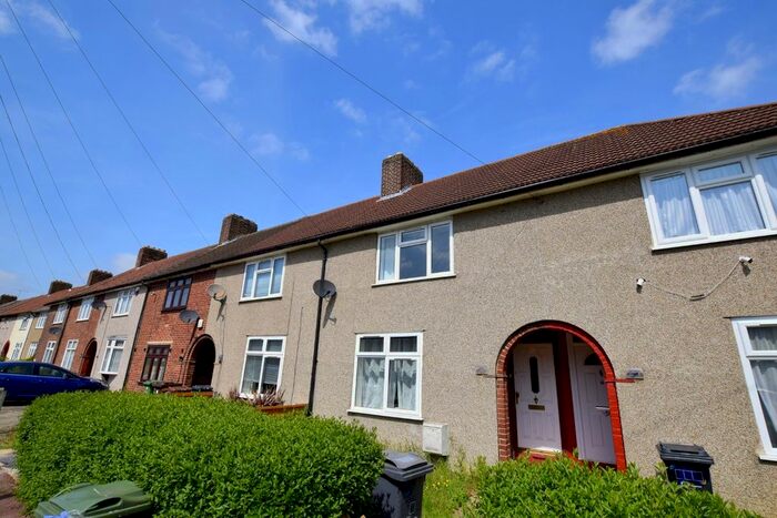 2 Bedroom Property To Rent In Beverley Road, Dagenham, RM9