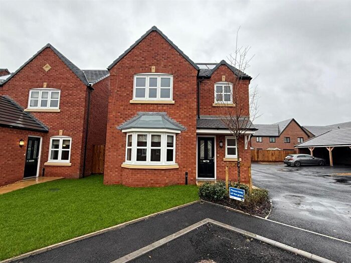 3 Bedroom Detached House To Rent In Rivington Park, Bolton, BL6