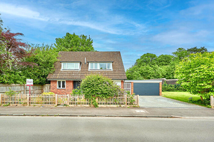3 Bedroom Detached House For Sale In Tennyson Road, Harpenden, Hertfordshire, AL5