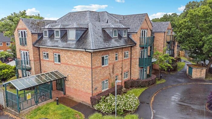 1 Bedroom Flat For Sale In Church Road, Iver, SL0
