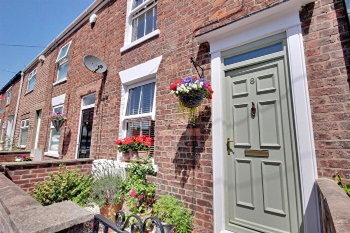 2 Bedroom Terraced House For Sale In Norwood Far Grove, Beverley, HU17