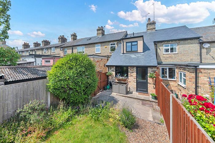 2 Bedroom Terraced House For Sale In Queens Road, Royston, SG8