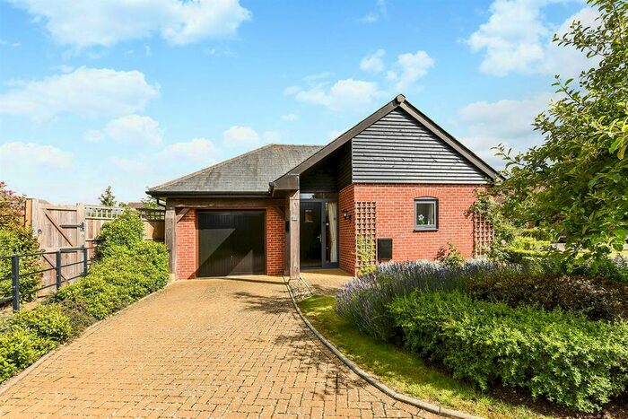 2 Bedroom Semi Detached Bungalow For Sale In Barley Road, Andover, SP11