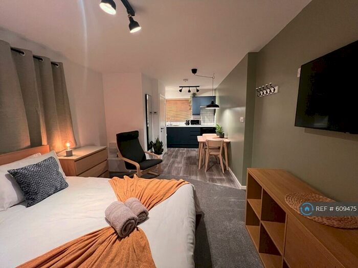 Studio To Rent In Wolverton, Milton Keynes, MK12
