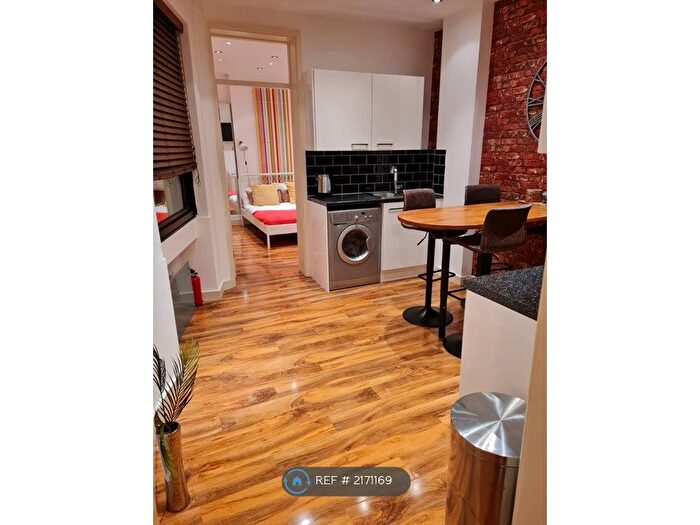 2 Bedroom Flat To Rent In Charing Cross Road, London, WC2H