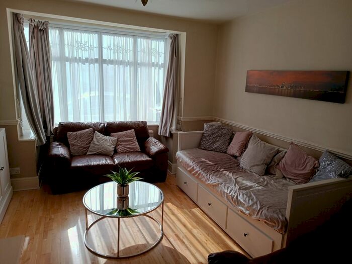 3 Bedroom Terraced House To Rent In Brookland Road, Romford, Rm6