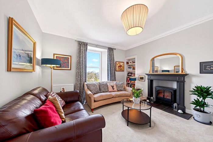 3 Bedroom Flat For Sale In Main Street, East Calder, EH53