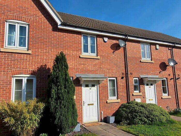 2 Bedroom Town House To Rent In Hardwicke Close, Grantham, NG31