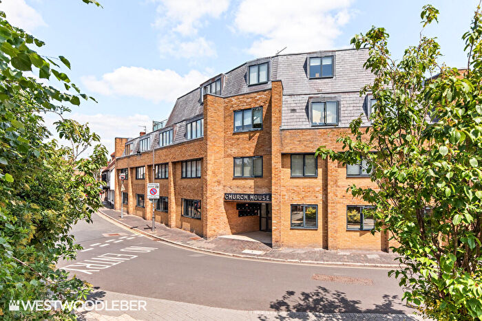 2 Bedroom Apartment To Rent In Church House, Ware, SG12
