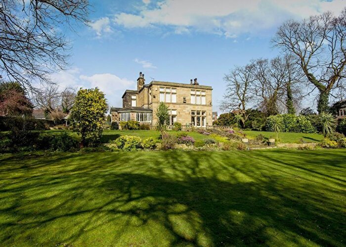 5 Bedroom Detached House For Sale In The Old Rectory, Church Street, S64