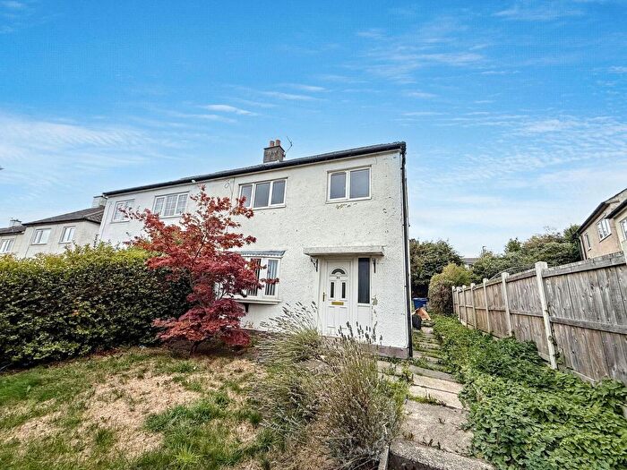 3 Bedroom Semi-Detached House For Sale In Medburn Road, Lemington, Newcastle Upon Tyne, NE15