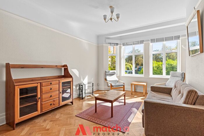 3 Bedroom Flat To Rent In Haven Green Court, Haven Green, London, W5