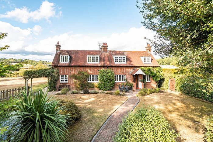 4 Bedroom Detached House For Sale In Harbourne Lane, Tenterden, TN30