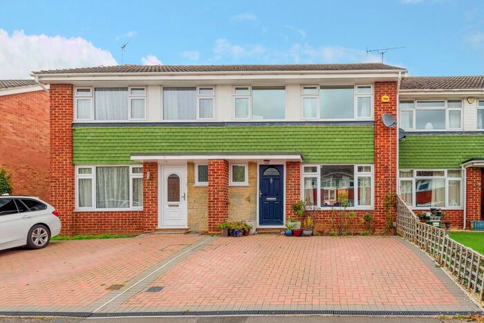 3 Bedroom Terraced House To Rent In Marlborough Road, Maidenhead, SL6