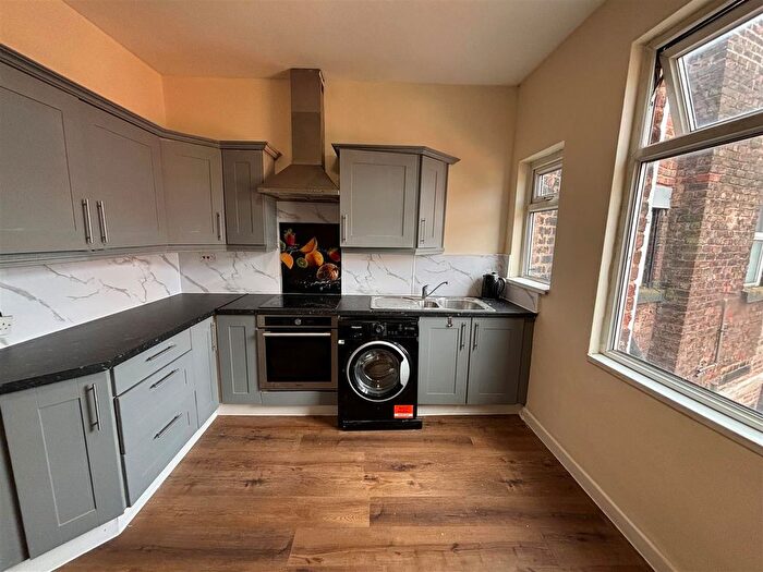 2 Bedroom Flat To Rent In County Rd, Walton, Liverpool, L4