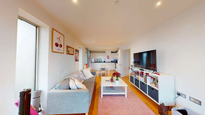2 Bedroom Flat For Sale In Cribb Lodge, Love Lane, London, SE18