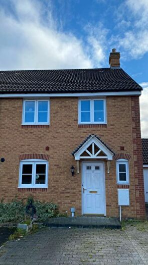 4 Bedroom Semi-Detached House To Rent In St. Josephs Way, Chippenham, Wiltshire, SN15