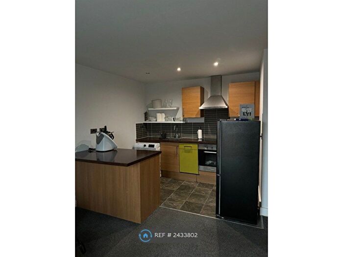 2 Bedroom Flat To Rent In Low Road, Doncaster, DN4