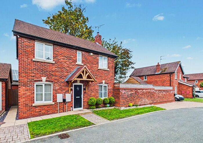 3 Bedroom Detached House For Sale In Prospect Place, Stafford, ST17