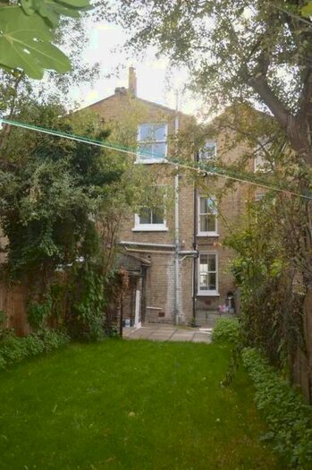 5 Bedroom End Of Terrace House To Rent In Waverley Avenue, Wembley, HA9