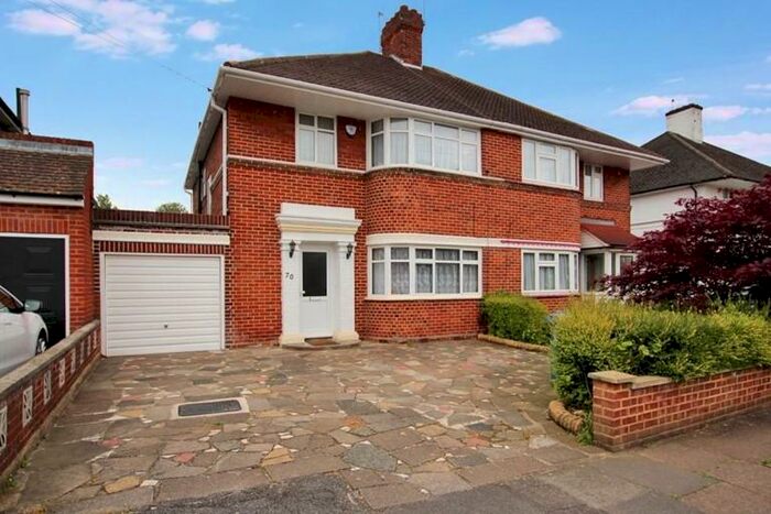 4 Bedroom House To Rent In Howberry Road, Edgware, HA8