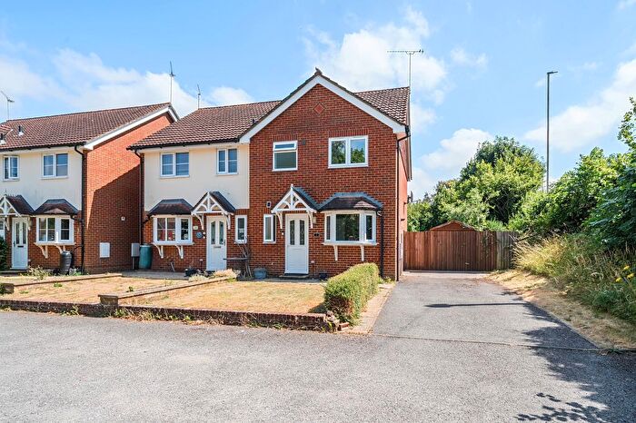3 Bedroom Semi-Detached House For Sale In Lymington Bottom Road, Four Marks, GU34