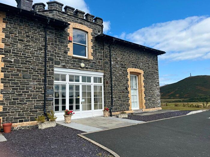2 Bedroom Flat For Sale In Plas Tan Y Bwlch, Rhydyfelin, SY23