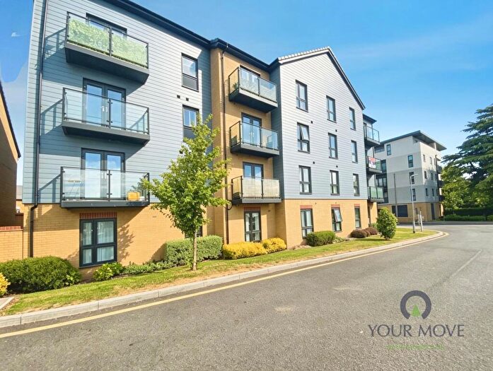 1 Bedroom Flat For Sale In Church Street, Sittingbourne, Kent, ME10