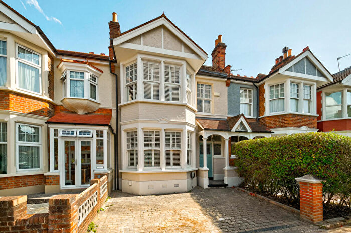 3 Bedroom Terraced House For Sale In Belgrave Road, Wanstead, E11