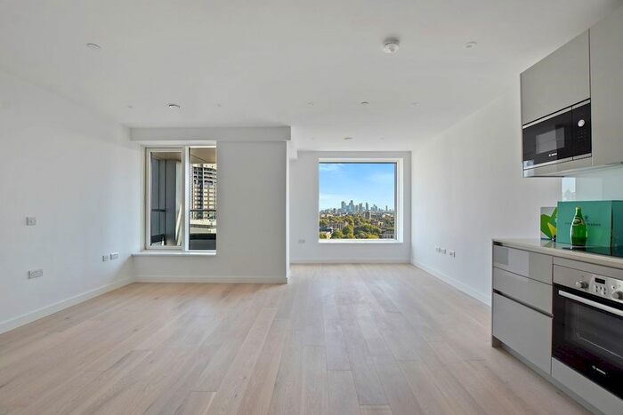 Studio To Rent In Deacon Street, London, London, SE17