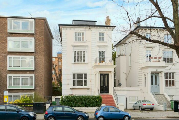 Flat To Rent In Buckland Crescent, London, NW3