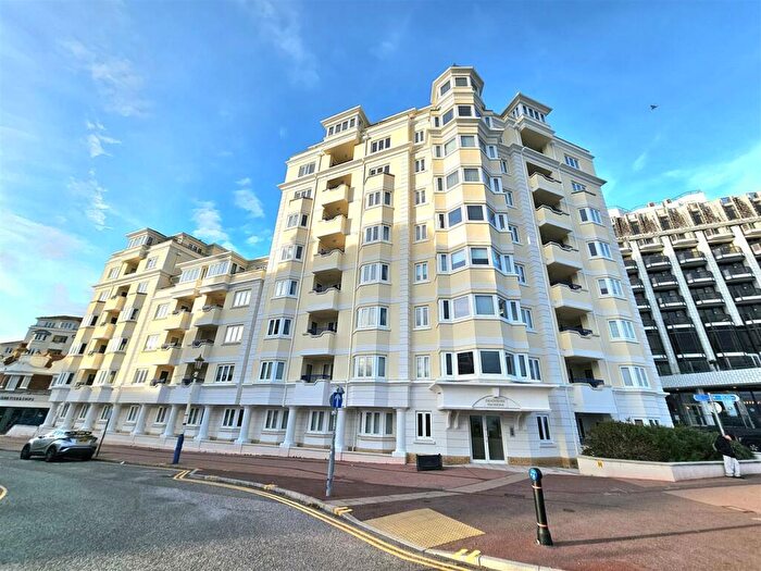 2 Bedroom Flat To Rent In Grand Parade, Eastbourne, BN21