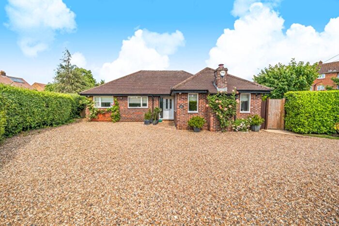 3 Bedroom Bungalow For Sale In Wymers Close, Burnham, SL1