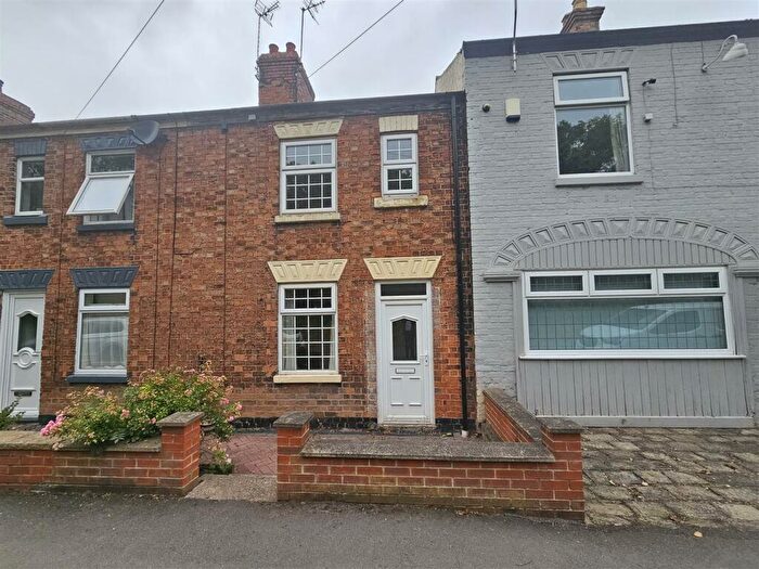 2 Bedroom Terraced House For Sale In Lincoln Road, Tuxford, Newark, NG22