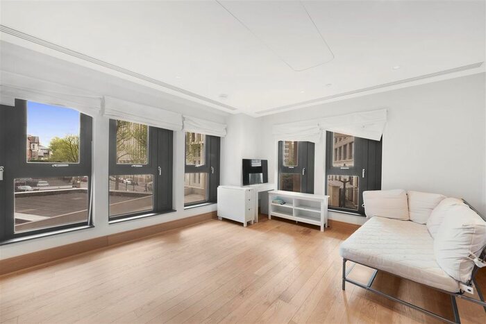 1 Bedroom Flat To Rent In Cleland House, John Islip Street, London, SW1P