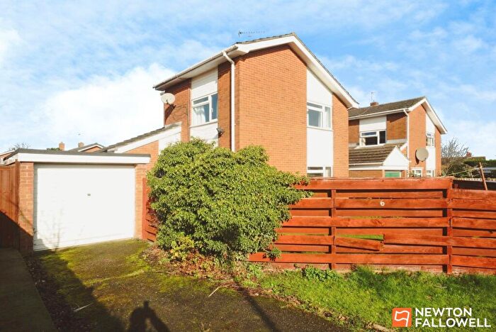 3 Bedroom Detached House For Sale In Blenheim Close, Loughborough, LE11