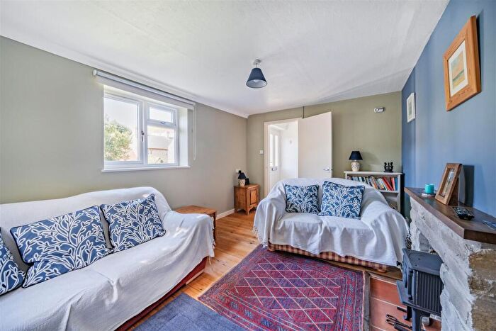 2 Bedroom Bungalow For Sale In Higher Street, Bridport, DT6