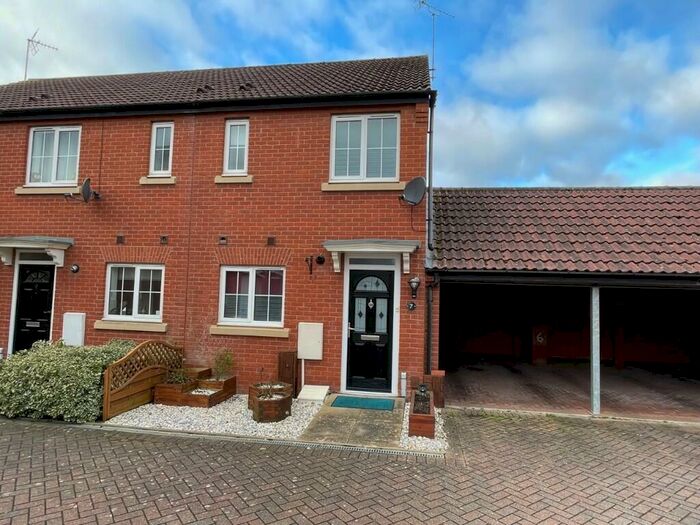 2 Bedroom End Of Terrace House To Rent In Knighton Close, Peterborough, Cambridgeshire, PE7