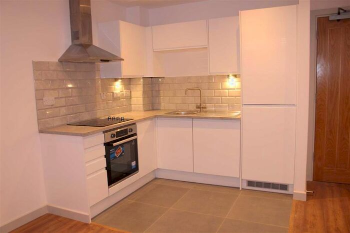 1 Bedroom Flat To Rent In - Trinity Road, Dudley, DY1